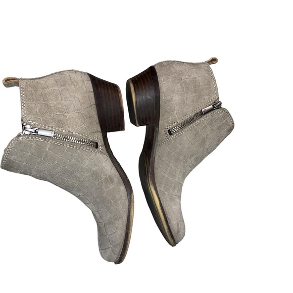 Lucky Brand boots - Picture 4 of 8